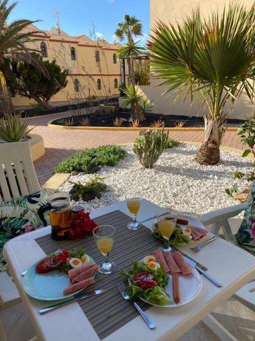 Fuerte Holiday M&M Apartaments Costa Calma Bagian luar foto